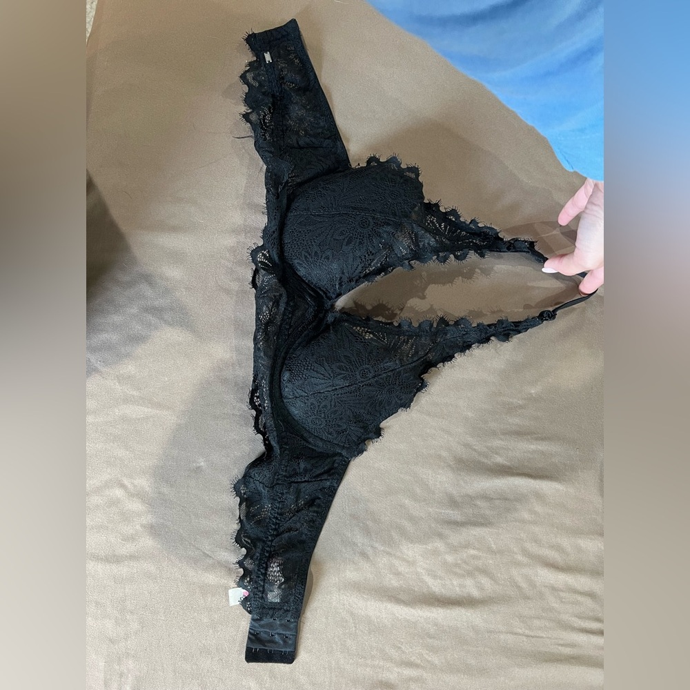 PINK XS Black Lace Bralette
